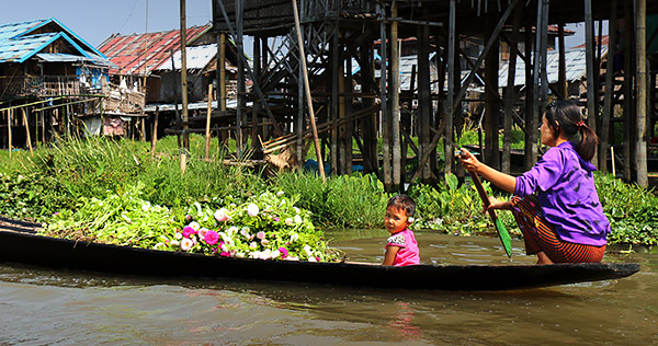 Boat, ship, kayak, canoe, gondola images