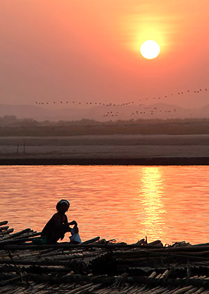 Photo of the Myanmar faces and places