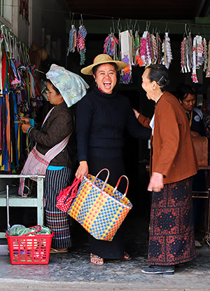 Photo of the Myanmar faces and places