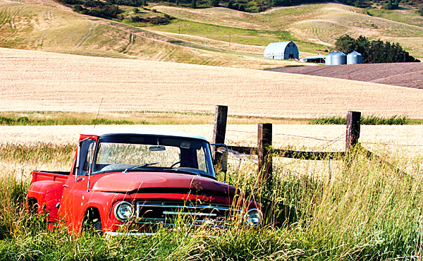 Palouse agricultural image, grain harvest, Idaho and Washington